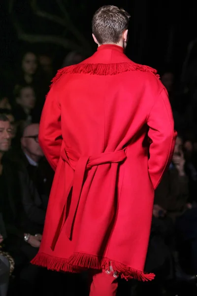 Look 36